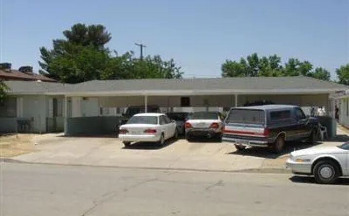 18150-18154 Casaba Road, Adelanto