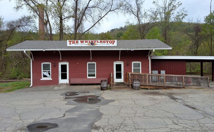 248 Main St, Hardwick