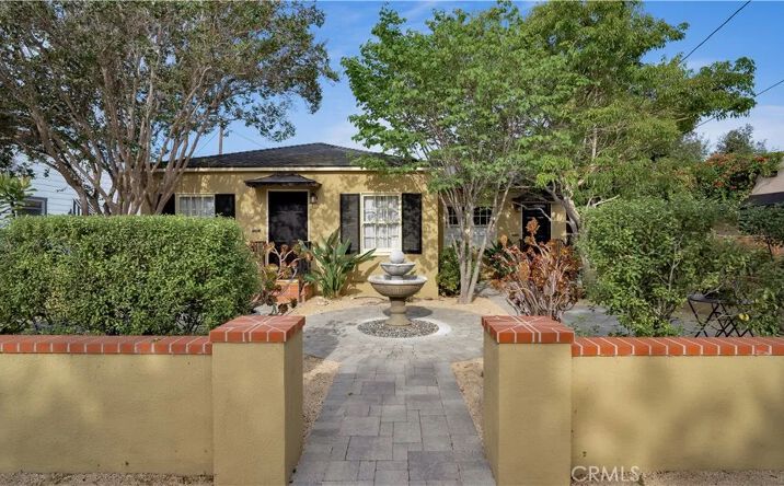 1806 N Ross, Santa Ana
