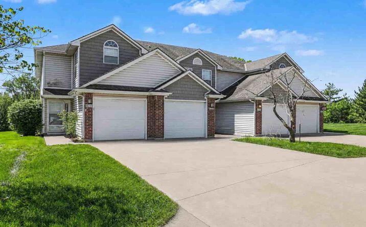 920 SW IMPERIAL LN, BLUE SPRINGS
