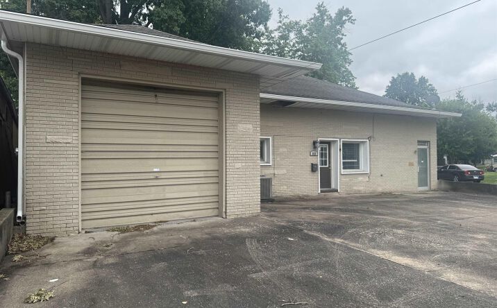 803 W Hendrickson Street, Marion