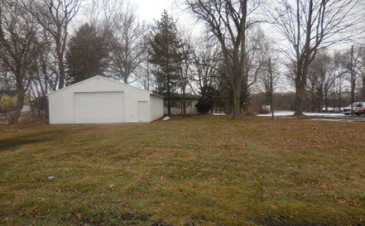 9057 Railroad Street, Richland