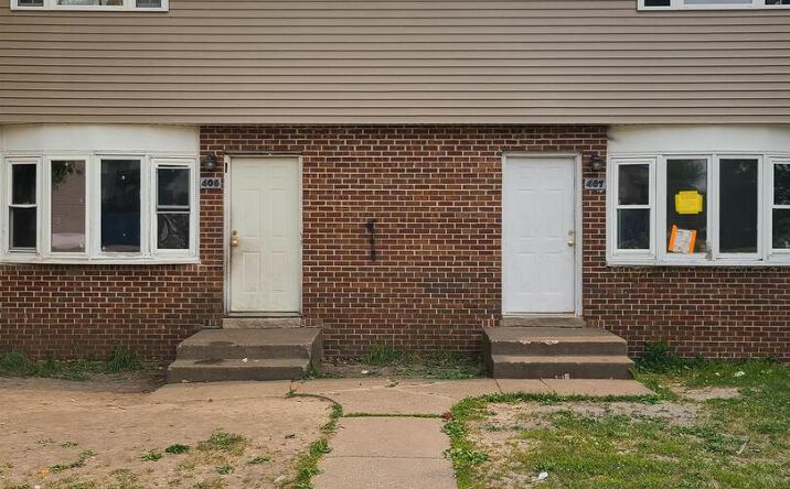 405-407 W 65TH Street, Davenport