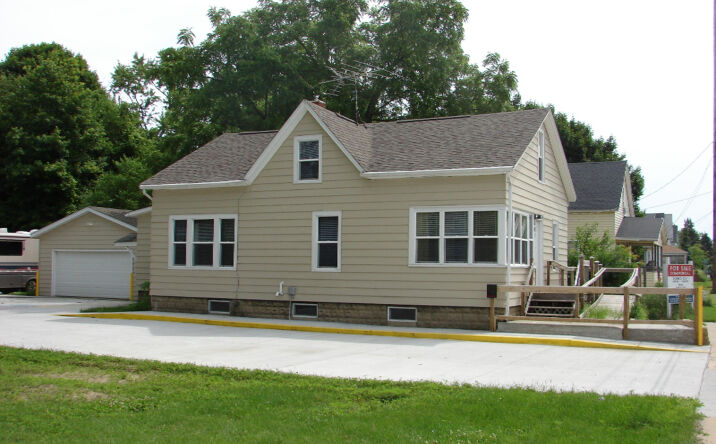 801 E Centre Avenue, Portage