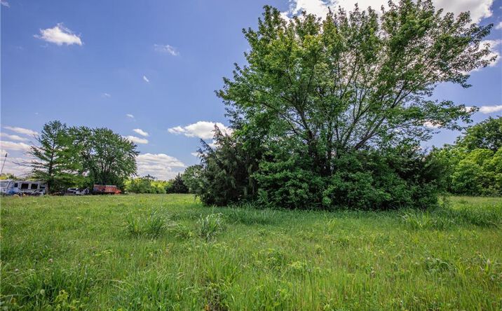 102 Branch Drive, Mound City