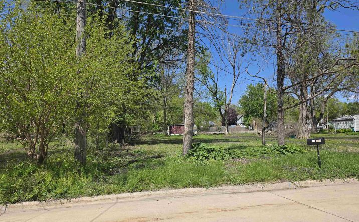 1013 Clark Street, Webster City