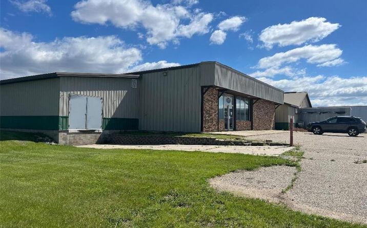 801 E Highway 212, Hector