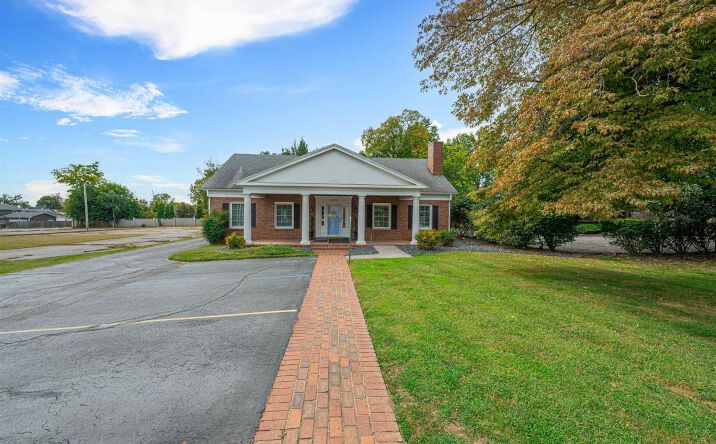 2120 Frederica St, Owensboro