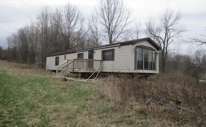 1943 E Sterling Road, Jonesville