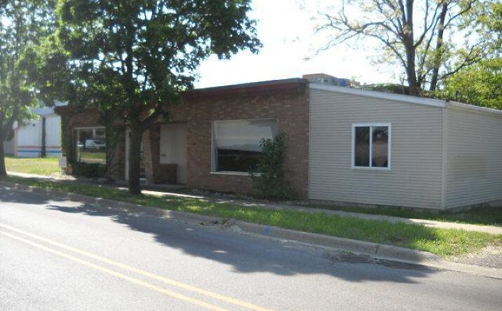 12 E Bacon Street, Hillsdale