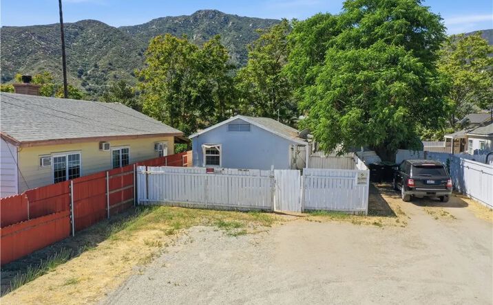17797 Grand A & B, Lake Elsinore