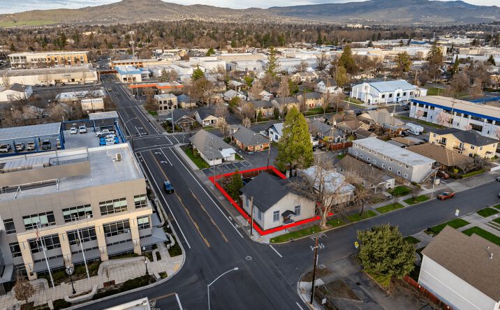 301 South Ivy Street, Medford