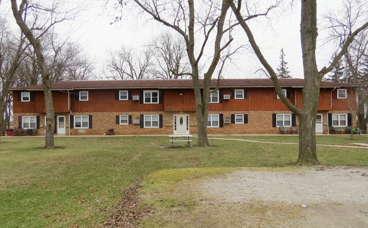 100 S 2nd Avenue, Chenoa