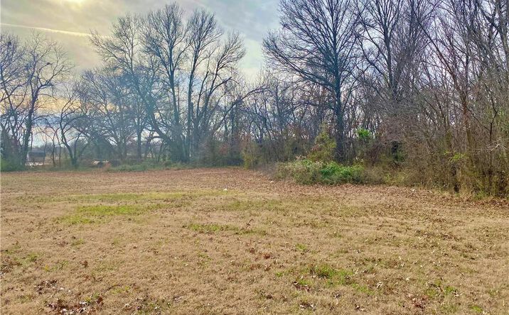 501 Canterbury Road, Pittsburg