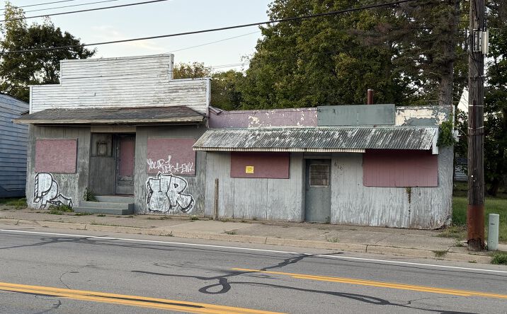610 Austin Avenue, Albion
