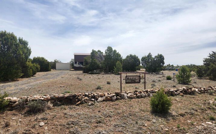 26 Branding Iron Road, Quemado