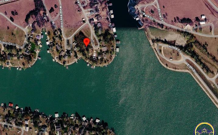 160 Lakeshore DR, Council Grove