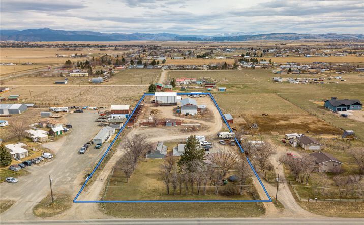 3831 Wylie Drive, Helena