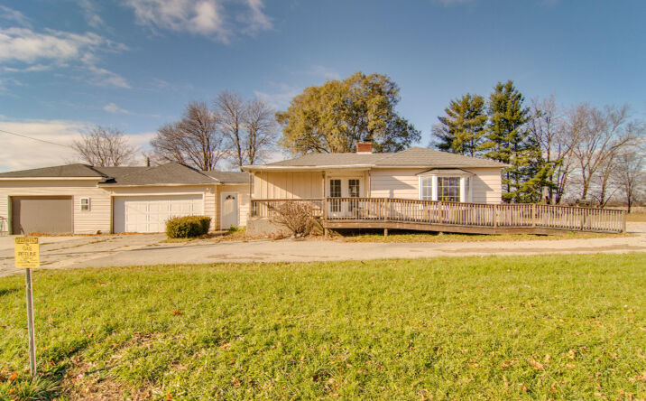 3828 S State Road, Ionia
