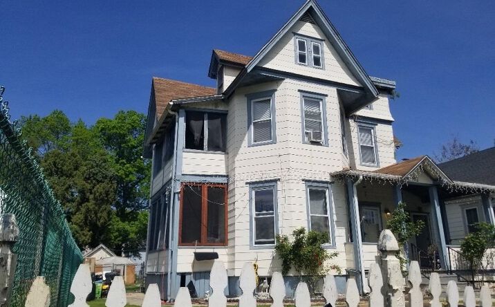 91 8th Street, Salem