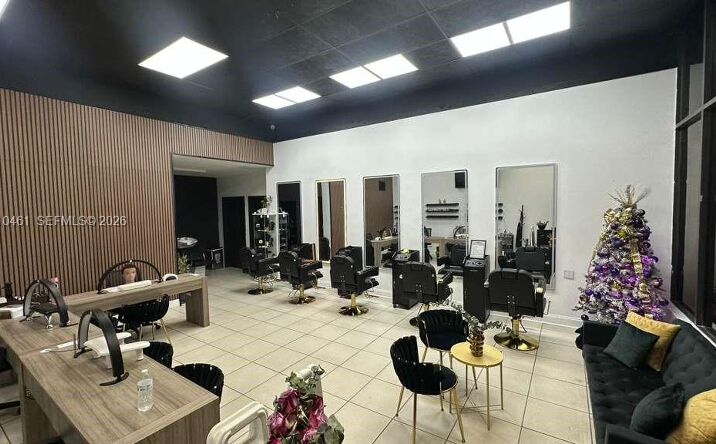 9610 Fontainebleau Blvd, Miami