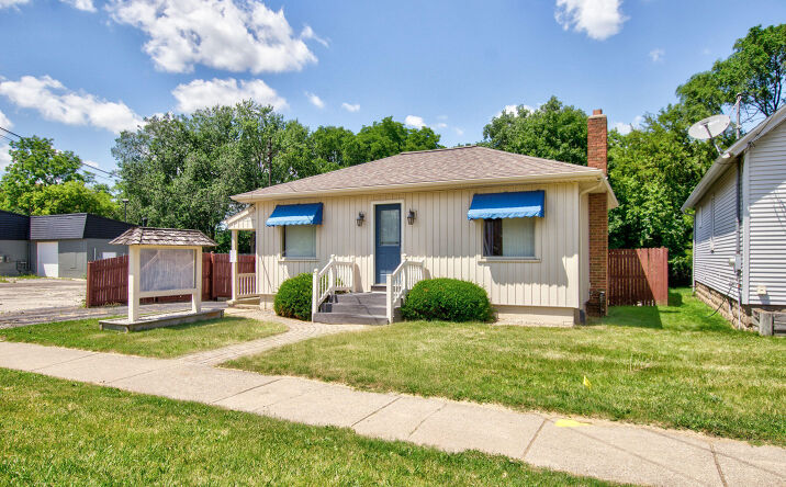 232 W Prospect Street, Jackson