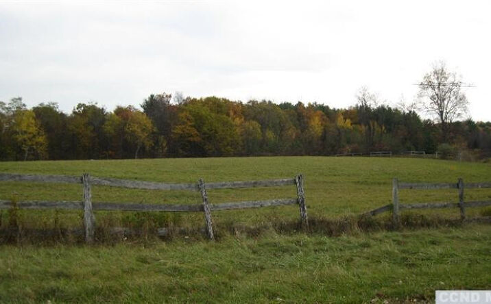 Gayhead Earlton Road