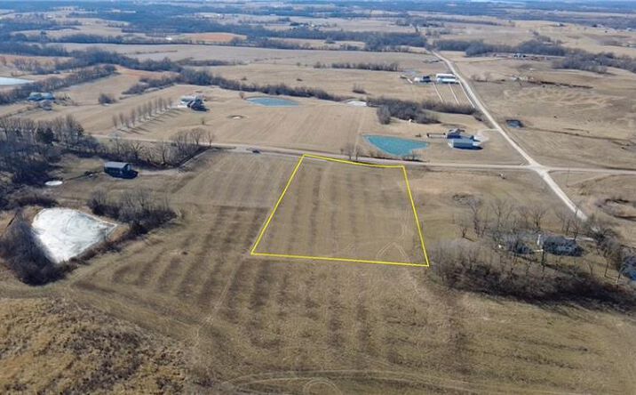 Lot 4 S State  C Highway, Holt