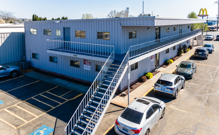 2201 E Edison Ave, Sunnyside