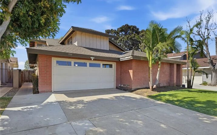 3702 W Park Central Avenue, Orange