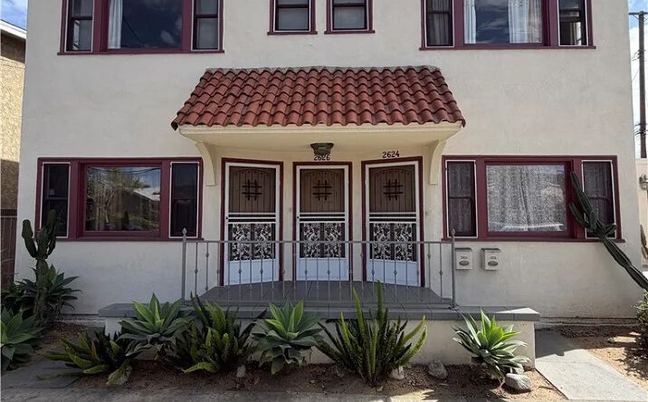 2624 E 6th, Long Beach