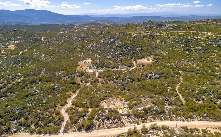 44485 Tule Valley, Aguanga