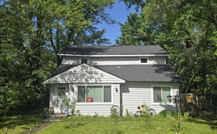 1219 Brook St, Lawrence