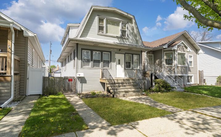 3636 N Osceola Avenue, Chicago