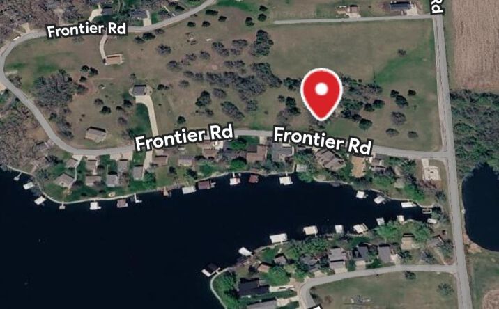 1142 Frontier Road, Ellston
