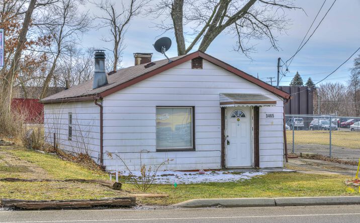 3465 E Michigan Avenue, Jackson