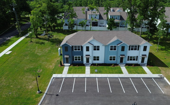 1136 Lock 4 Road, Gallatin