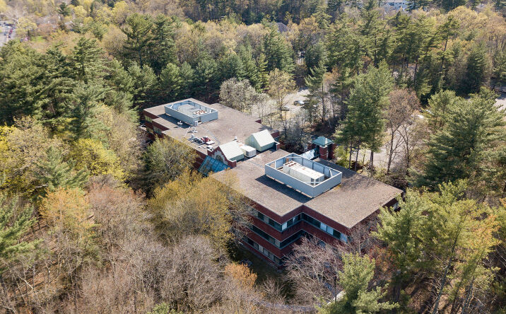 125 Powder Forest Dr, Simsbury
