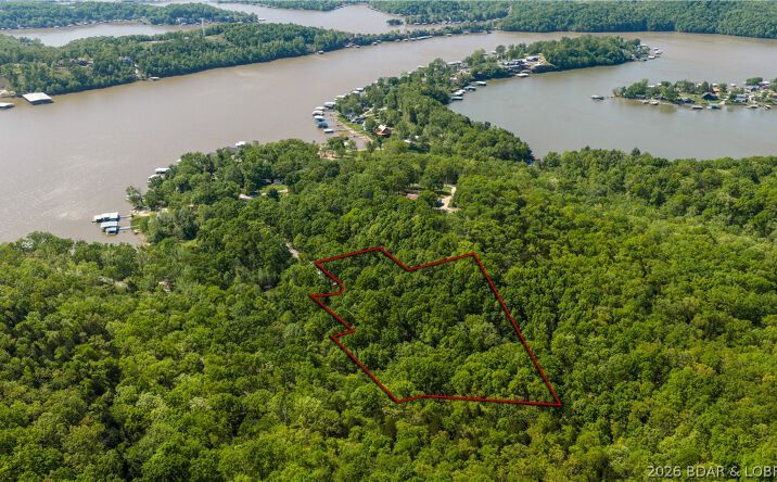 333 Island View Lane, Camdenton