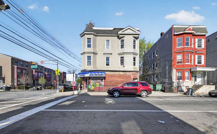 661 South 18th Street, Newark