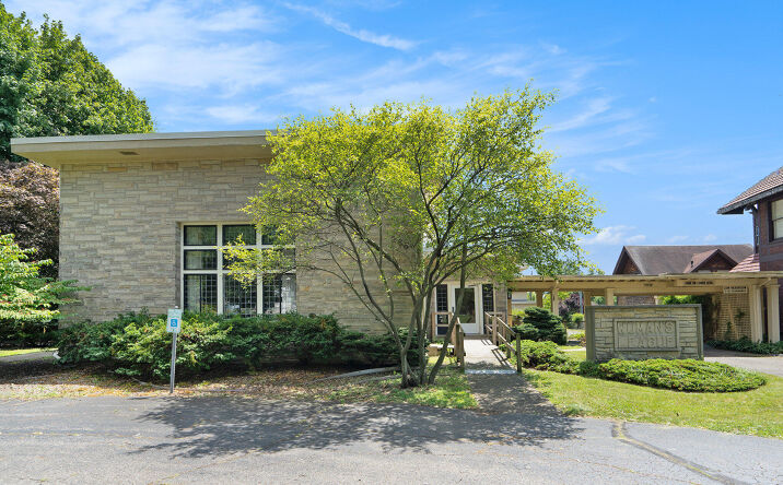 286 Capital Avenue NE, Battle Creek