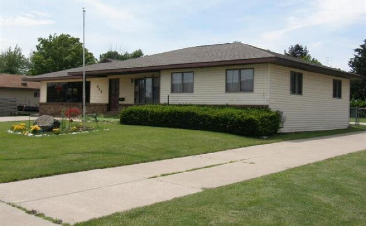 345 S State Street, Sparta