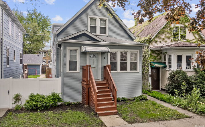 4131 N Richmond Street, Chicago