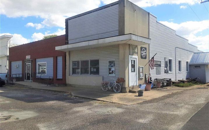 201 E Jefferson St., Camp Point