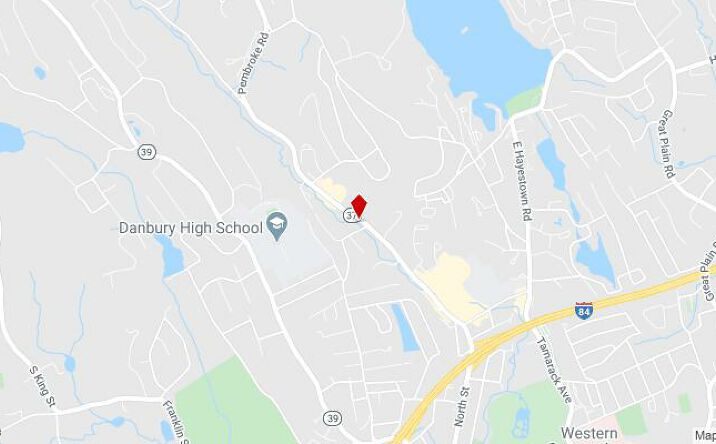 52 Padanaram Rd, Danbury