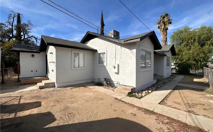 401 Woodrow Avenue, Bakersfield
