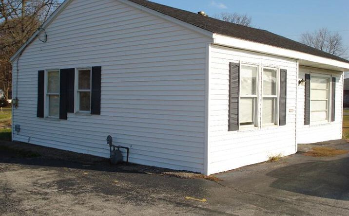 1195 E Napier Avenue, Benton Harbor