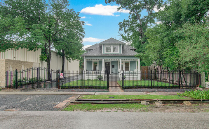 718 W 17TH ST, HOUSTON