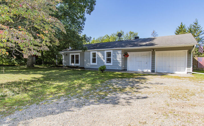 6922 Lovers Lane, Portage