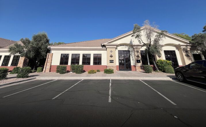 1543 West Elliot Road, Gilbert